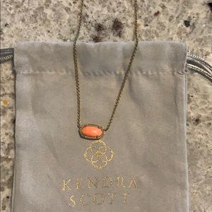 Kendra Scott necklace